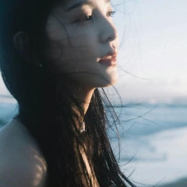 没有男人,女人更美